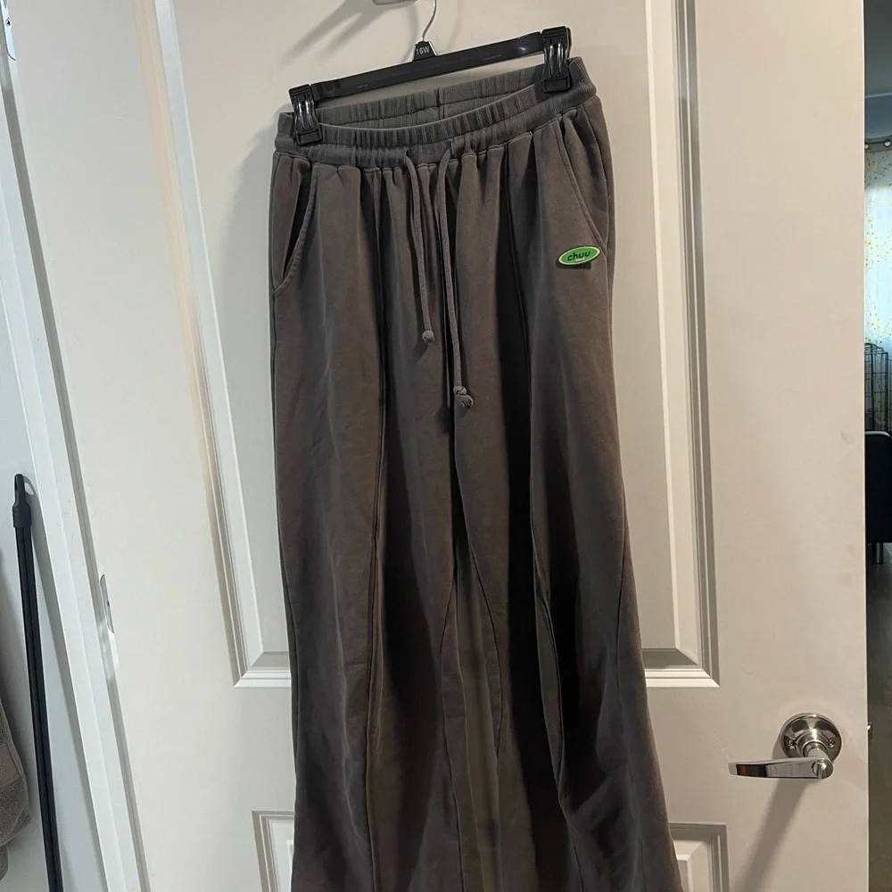 Chuu Seoul Women’s Gray Pants with Green Logo Have One Hole